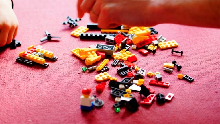 Terapia con bloques de Construcción Lego o imitación: Por qué ayuda con el autismo